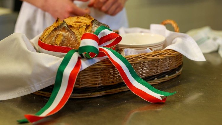 Brot für den Papst aus der Küche der Bischofskonferenz