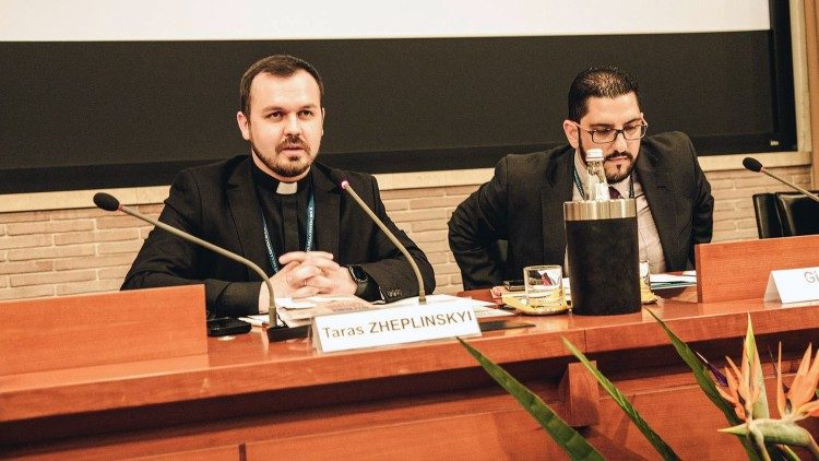 Отець Тарас Жеплінський під час міжнародного семінару в Папському Університеті Santa Croce