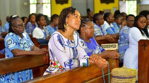 VIPAUMBELE 2023-2027: WUCWO itaimarisha, kuendeleza na kupanua Mradi wa Uangalizi wa Masuala ya Unyanyasaji kupitia mradi wa WWO. WUCWO itatetea Uhuru wa kidini: msingi wa njia ya udugu na amanii.