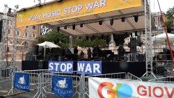 play-music-stop-war-7.jpg