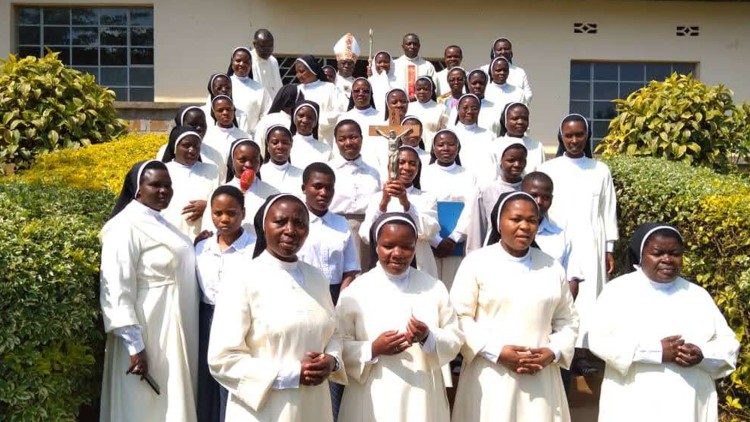 A group of the Angelic Sisters of Saint Paul 