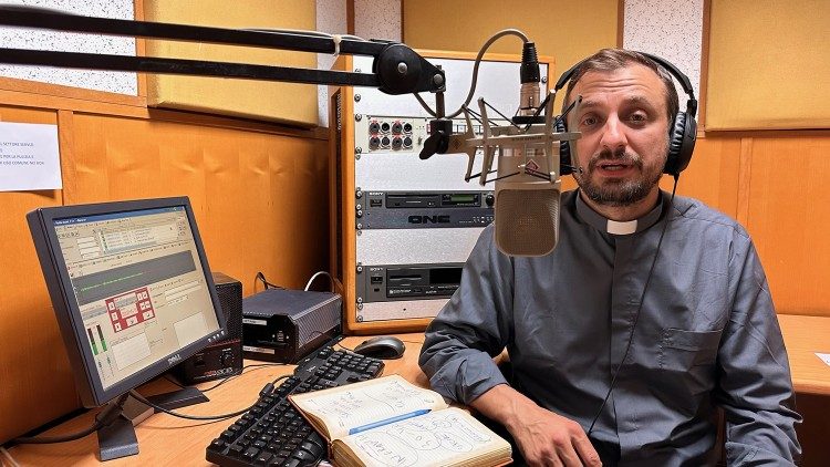 Отець Роман Демуш