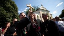 Mgr Américo Aguiar, évêque auxiliaire de Lisbonne et futur cardinal, en Ukraine.