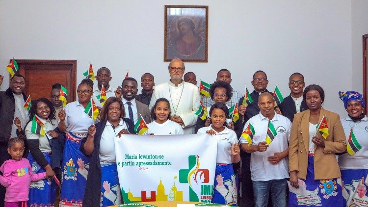 Dom Claudio Dalla Zuanna, Arciebispo da Beira (Moçambique), na despedida dos jovens peregrinos à JMJ Lisboa 2023
