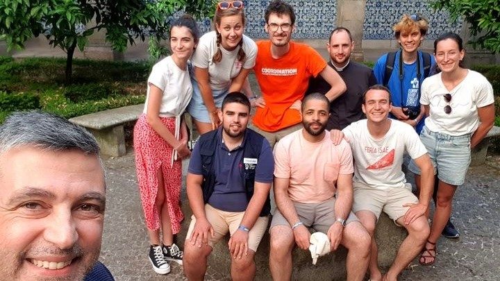 Un groupe de jeunes du diocèse de Lyon (France) participant aux JMJ de Lisbonne. 