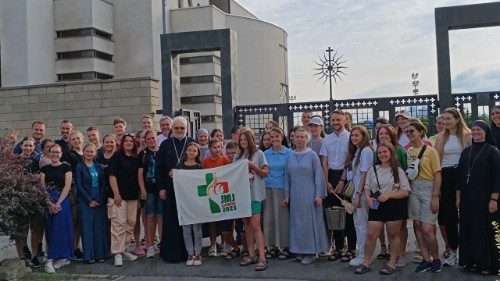 Jóvenes ucranianos hacia la JMJ: "Queremos ser abrazados por todo el mundo"