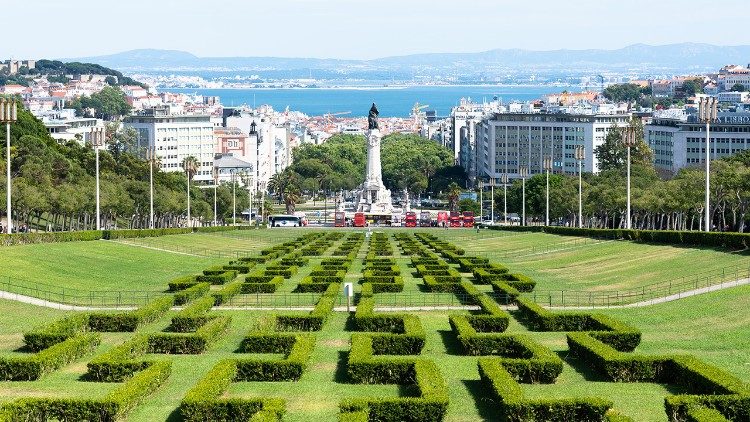 Park Edvarda VII., kjer bosta potekala sprejemna slovesnost in križev pot