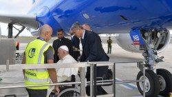 2023.08.02 PARTENZA PAPA PER LISBONA