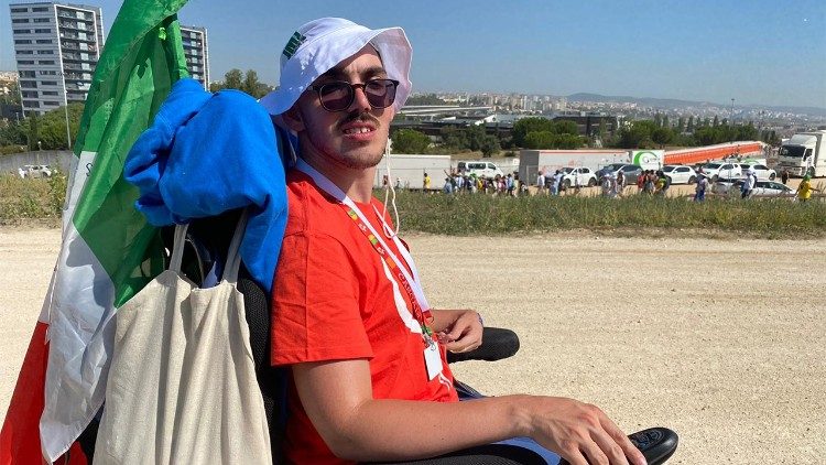 Matteo aus Italien bei der WJT-Schlussmesse in Lissabon