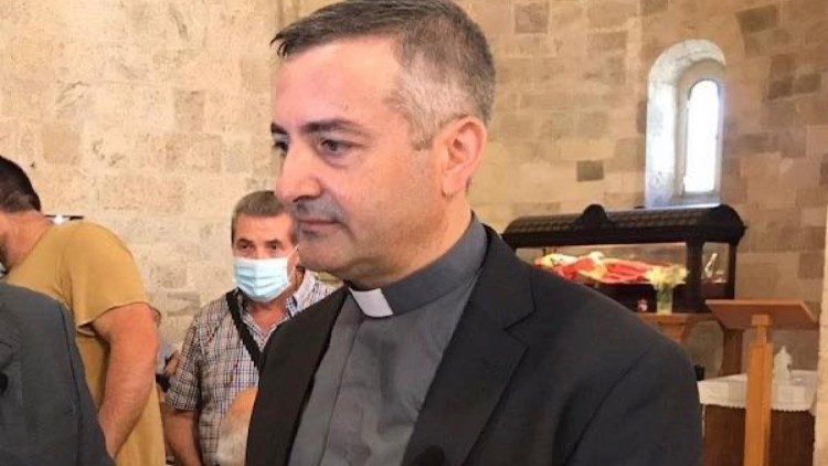 Monsignor Antonio D’Angelo, arcivescovo Metropolita de L’Aquila.