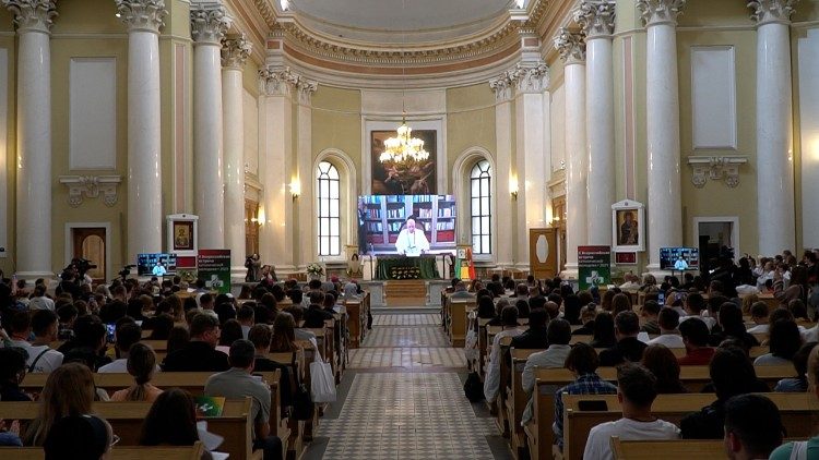 Die Jugendlichen in der Katharinenbasilika