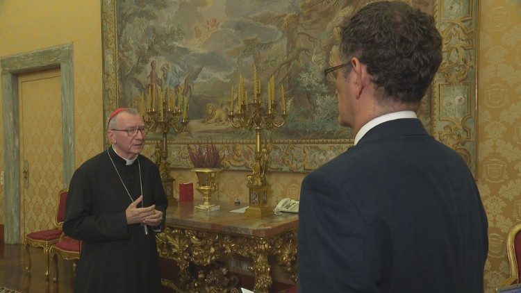 L'intervista al cardinale Segretario di Stato Pietro Parolin sul viaggio del Papa in Mongolia