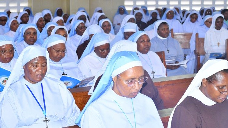 Watawa wa Mashirika mbalimbali washikamane kutangaza Injili ya Kristo