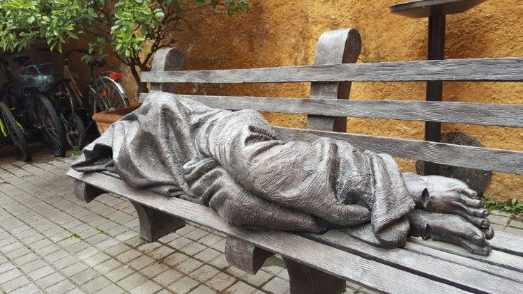 "Homeless Jesus" -"Jesús sin techo"