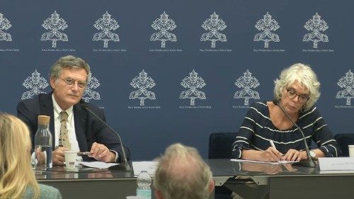 Le Synode et l'écoute dans une époque d'affrontements et de monologues