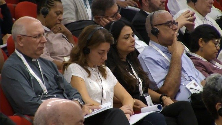 Účastníci předsynodní duchovní obnovy