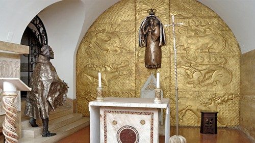 Afrikas ambassadörer vid Heliga stolen i mässa för påvens hälsa