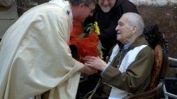 El cardenal Luis Dri recibió los ornamentos cardenalicios en la Catedral de Buenos Aires