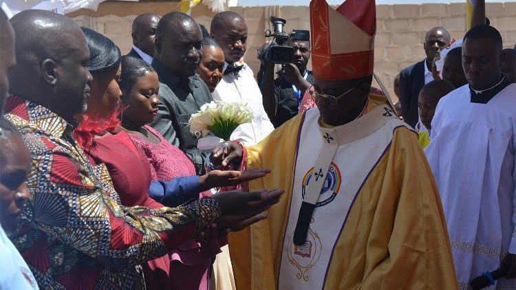 Parokia ni kitovu cha uinjilishaji wa kina: kiroho na kimwili