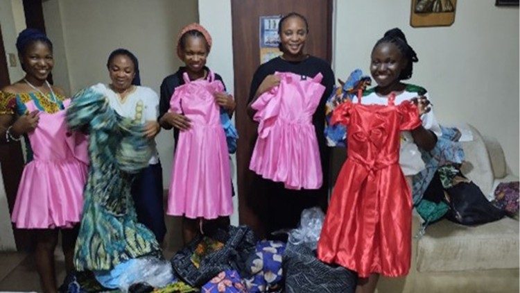 Some victims with a sister, showcasing their work after their rehabilitation