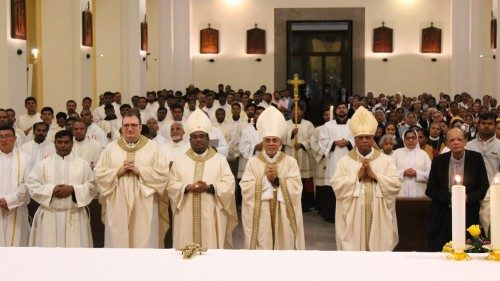 भारत के धर्माध्यक्षों ने पोप फ्राँसिस के स्वास्थ्यलाभ के लिए प्रार्थना का आह्वान किया 