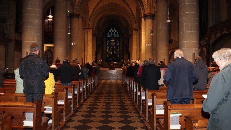 Messe beim Synodalen Ausschuss - Konstituierende Sitzung (10.-11. November 2023)