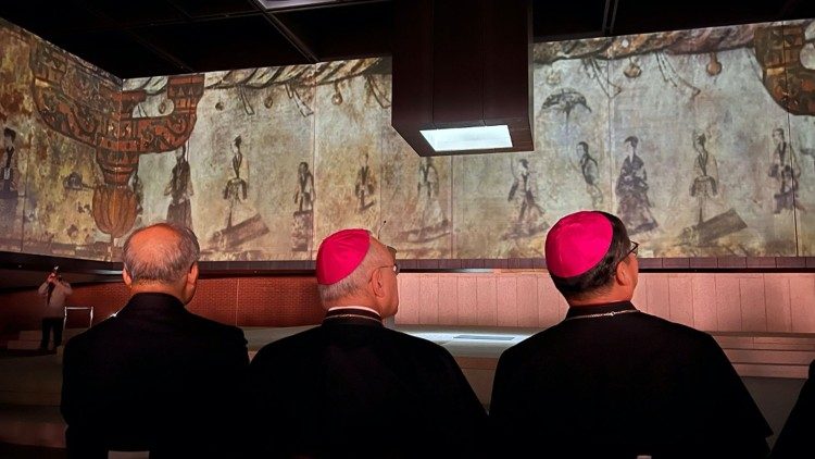 Arcebispo Peña Parra, na inauguração da Exposição do Museu no Santuário dos Mártires de Seosomun (foto de arquivo)