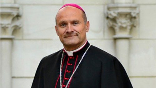 France: Mgr François Touvet, nouvel évêque de Fréjus-Toulon