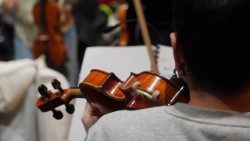 Concert caritabil la Roma cu Alexandru Tomescu și Dragoș Ilie