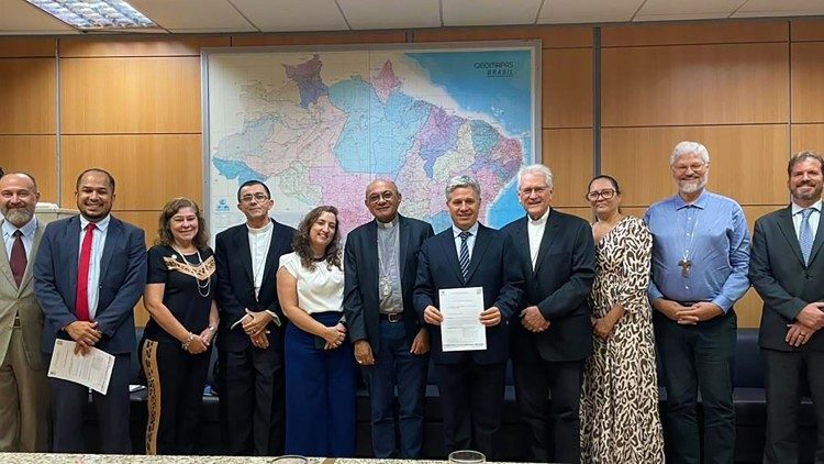 Bispos da Amaz&ocirc;nia visitam Bras&iacute;lia