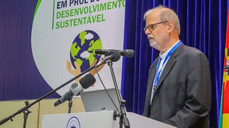 Dom Claudio Dalla Zuanna