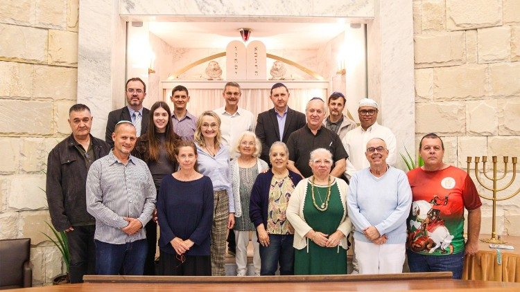 Participantes do encontro realizado na  sede da Sociedade Israelita Brasileira, em Porto Alegre