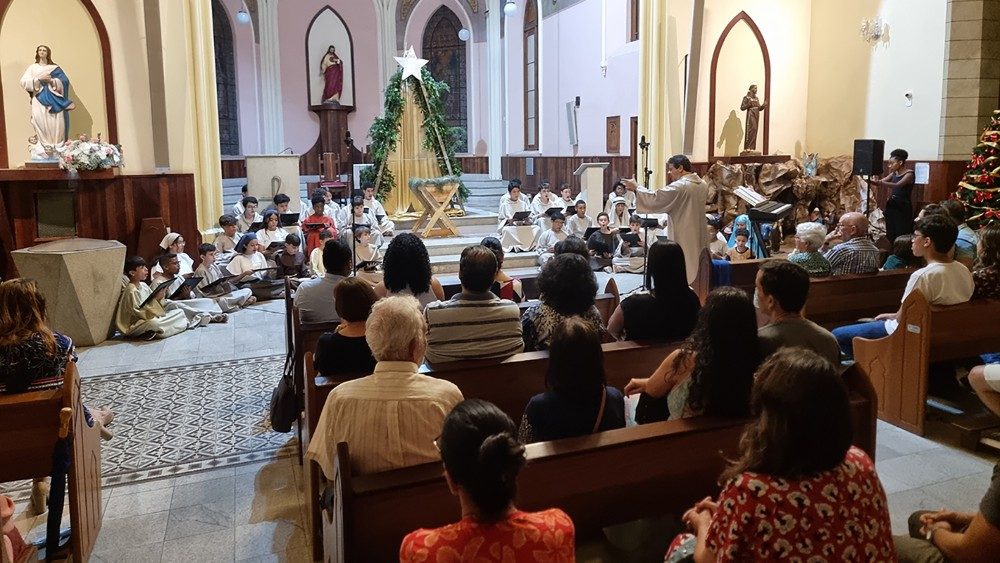 Instituto dos Meninos Cantores de Petrópolis NO Concerto especial de Natal na Igreja do Sagrado, na Solenidade da Imaculada Conceição