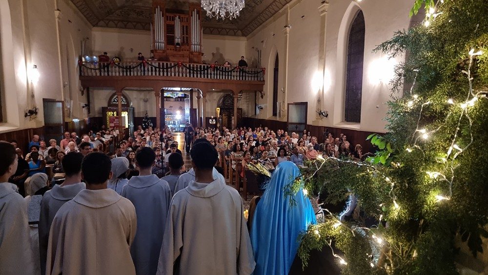 Instituto dos Meninos Cantores de Petrópolis NO Concerto especial de Natal na Igreja do Sagrado, na Solenidade da Imaculada Conceição