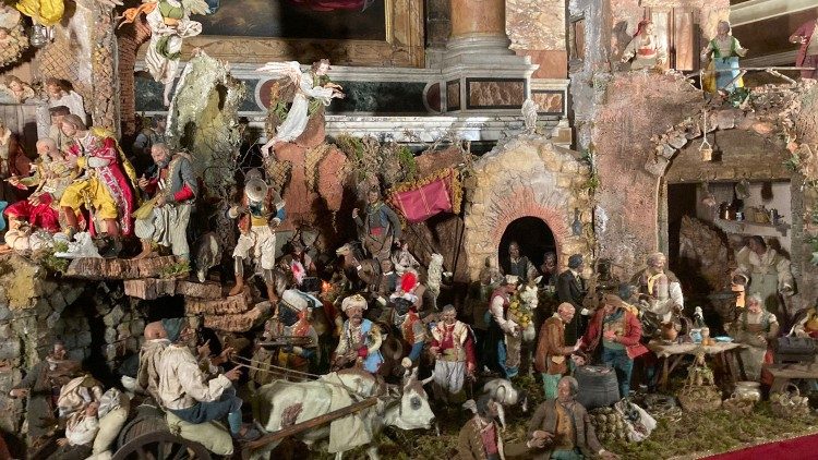 La crèche accueille de nombreux et variés personnages. 