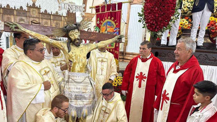 Peregrinación de los sacerdotes al Santo Cristo de La Grita, Venezuela.  