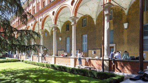 Il Papa: i processi del sapere non possono essere ridotti alla produzione di algoritmi