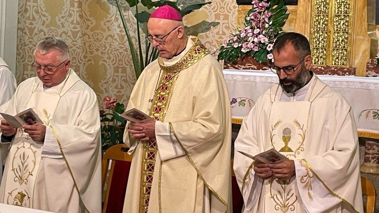 Askofu mkuu Giorgio Lingua Balozi wa Vatican nchini Israeli na Mwakilishi wa Kitume wa Vatican Mjini Yerusalemu na Palestina.