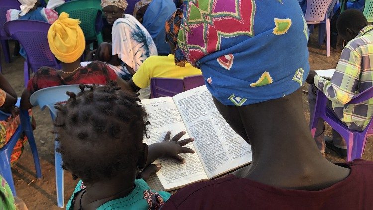 There are no schools in this region of Ethiopia, but the Salesians try to provide a basic education with the means at their disposal