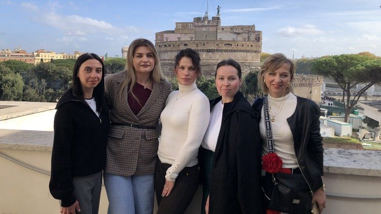 Члени благодійного фонду "Маленькі мрії"