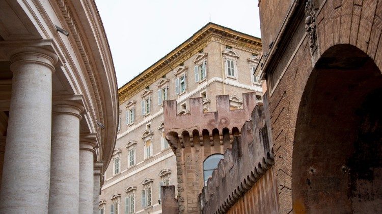 Il Passetto di Borgo nei pressi di Porta Angelica e del Colonnato di San Pietro