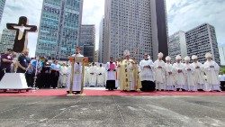 Cardeal Tempesta abre na arquidiocese o Ano Santo de 2025. 