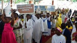 Visite de travail de la SG des Œuvres pontificales missionnaires au Burundi.