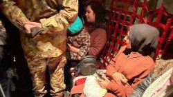 Z inicjatywy ks. Faltasa część dzieci z Gazy przybywa na leczenie do Włoch