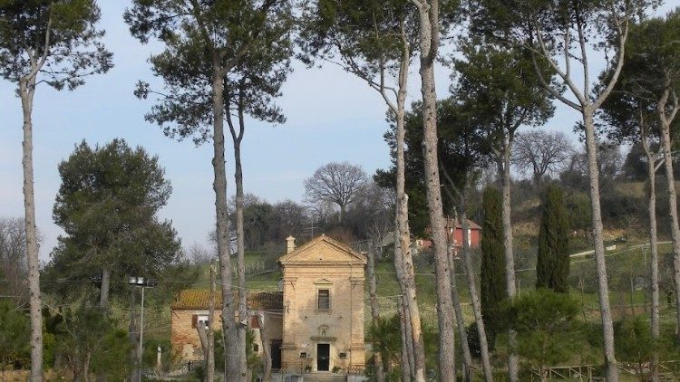 Shenjtorja “Madonna delle Grotte” (Zoja e Shpellave), e përfshirë në "Iter Suasanum – Në rrënjët e krishterimit" në dioqezën e Senigallia