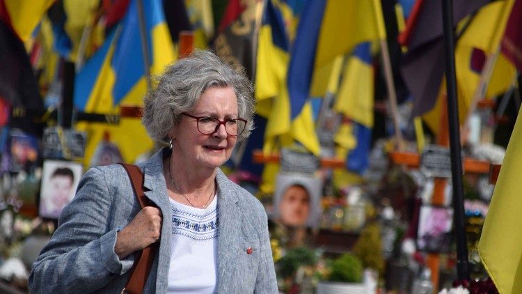 Regina Lynch, dyrektor wykonawcza Papieskiego Stowarzyszenia Pomoc Kościołowi w Potrzebie