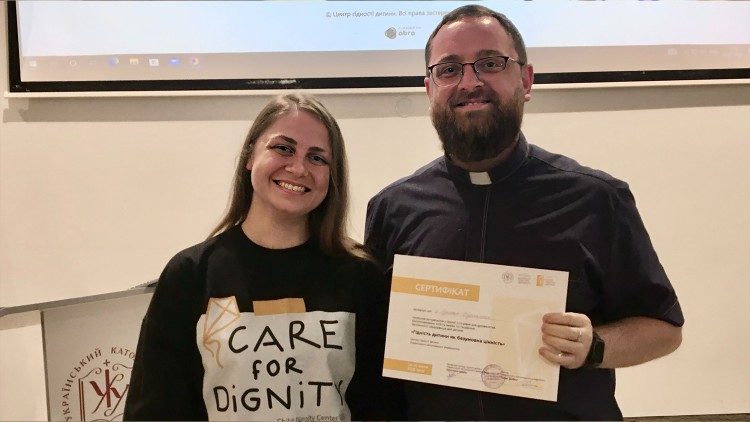 Іванка Рудакевич та о. Руслан Сідельник