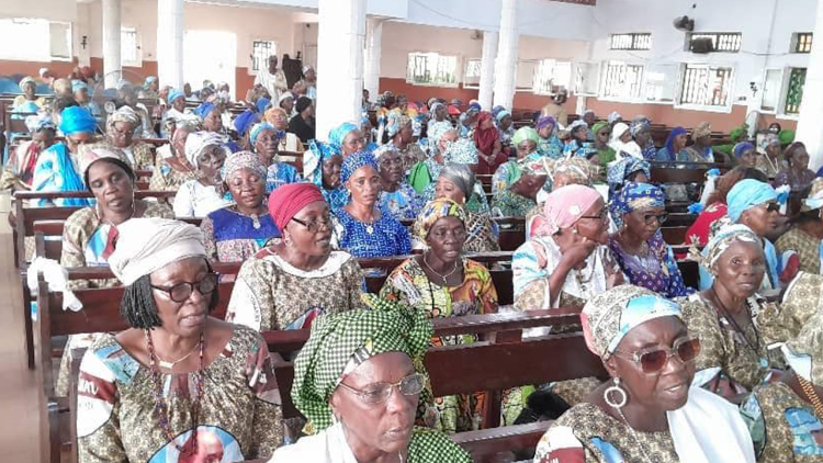 Les membres de l’Association des Femmes Catholiques de l’archidiocèse de Conakry lors de leur rassemblement 2024 