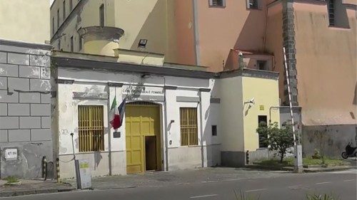 Chiuso il carcere di Pozzuoli, il cappellano: il mio servizio prosegue
