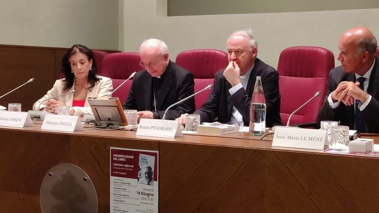 Un momento della presentazione del libro su Lejeune